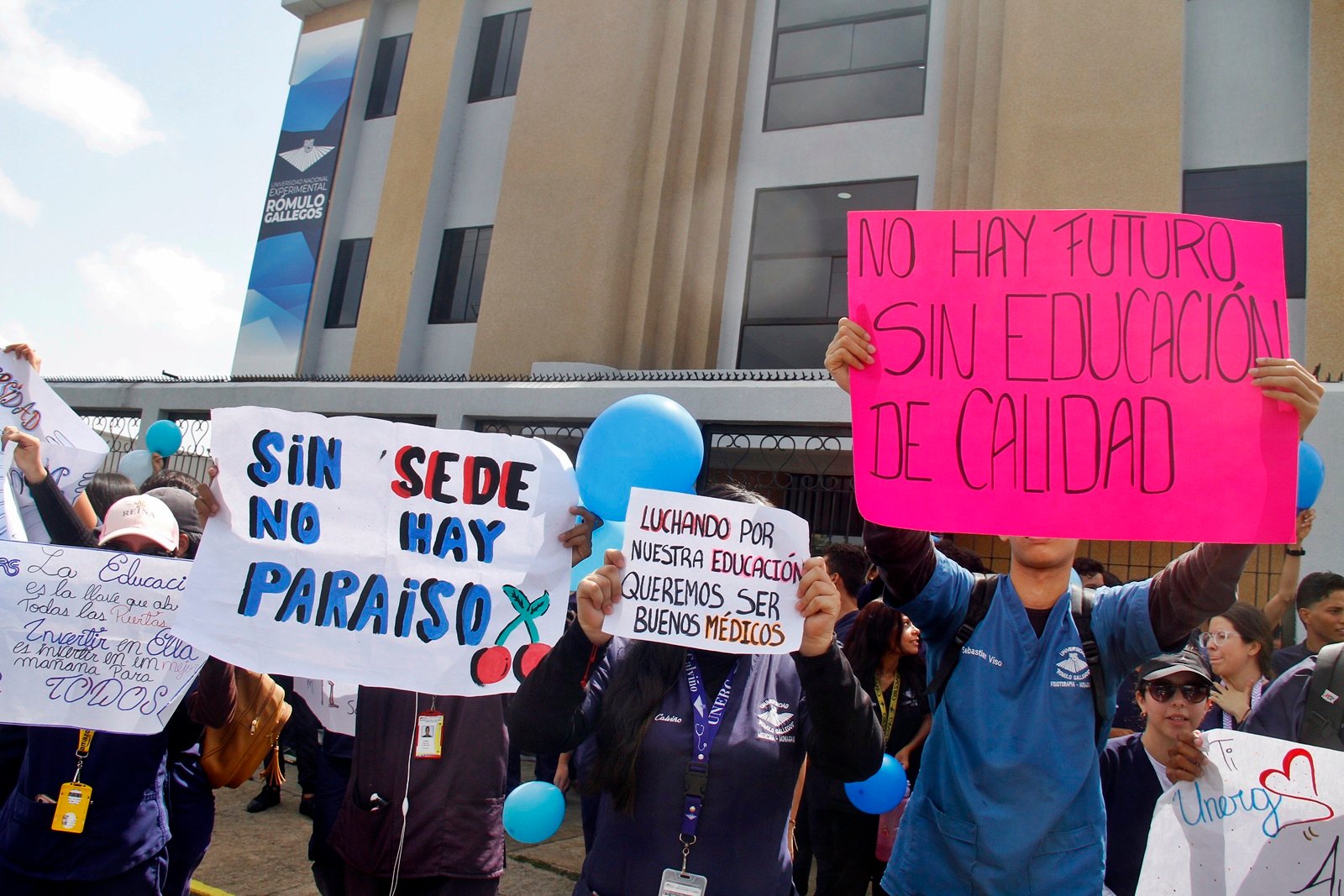 Estudiantes de la Unerg exigen la entrega de la sede en Maturin