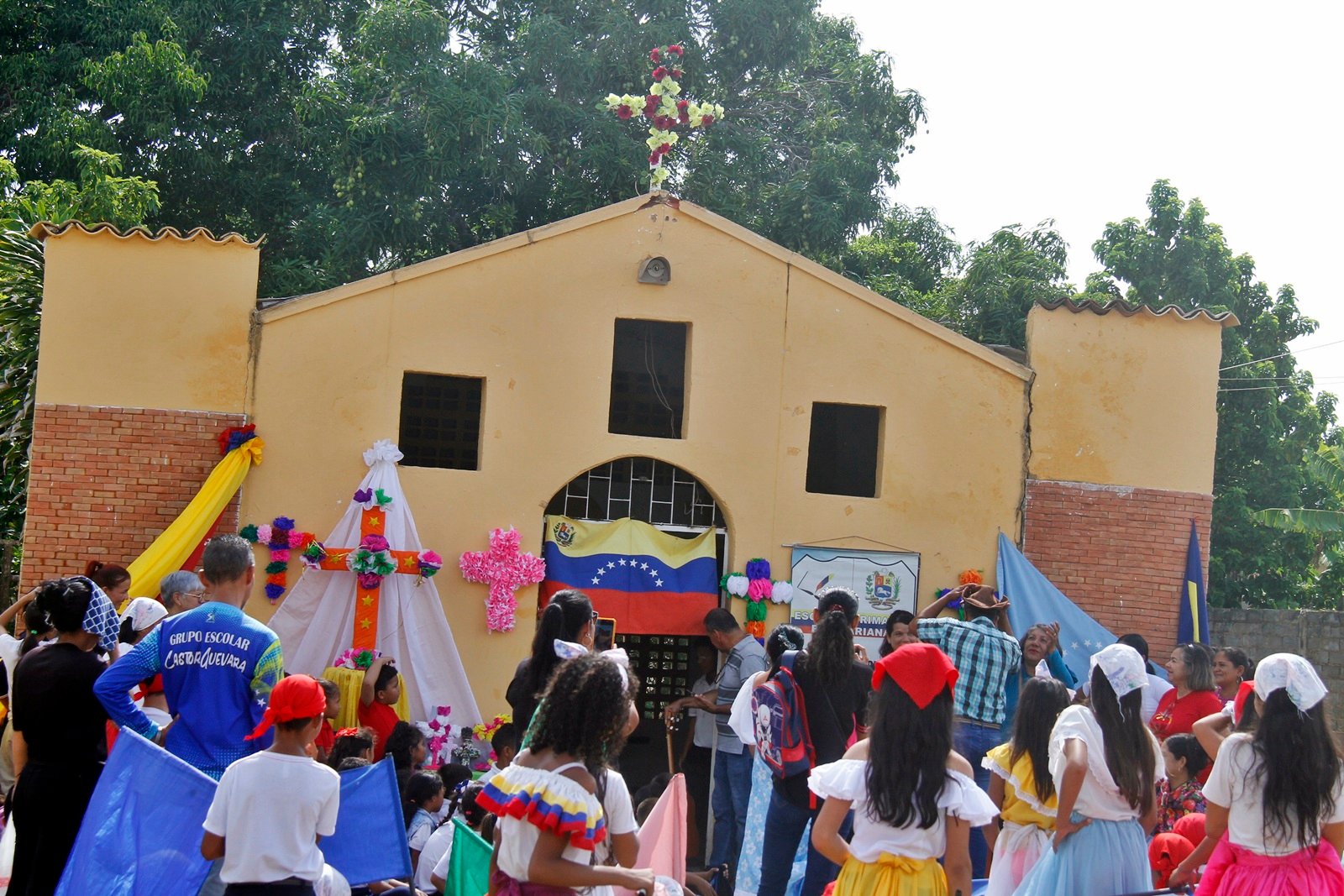 Maturín conmemoró con devoción la festividad de La Cruz de Mayo