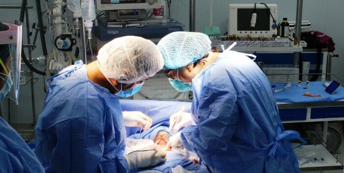 WEF: El mundo podría tener un gran déficit de médicos en 2030