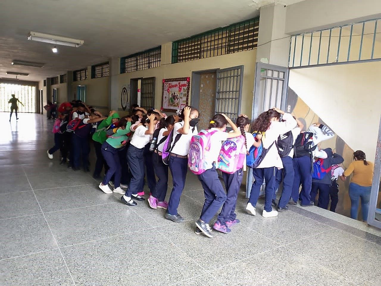 Más de 400 personas ejecutaron las maniobras de emergencia.