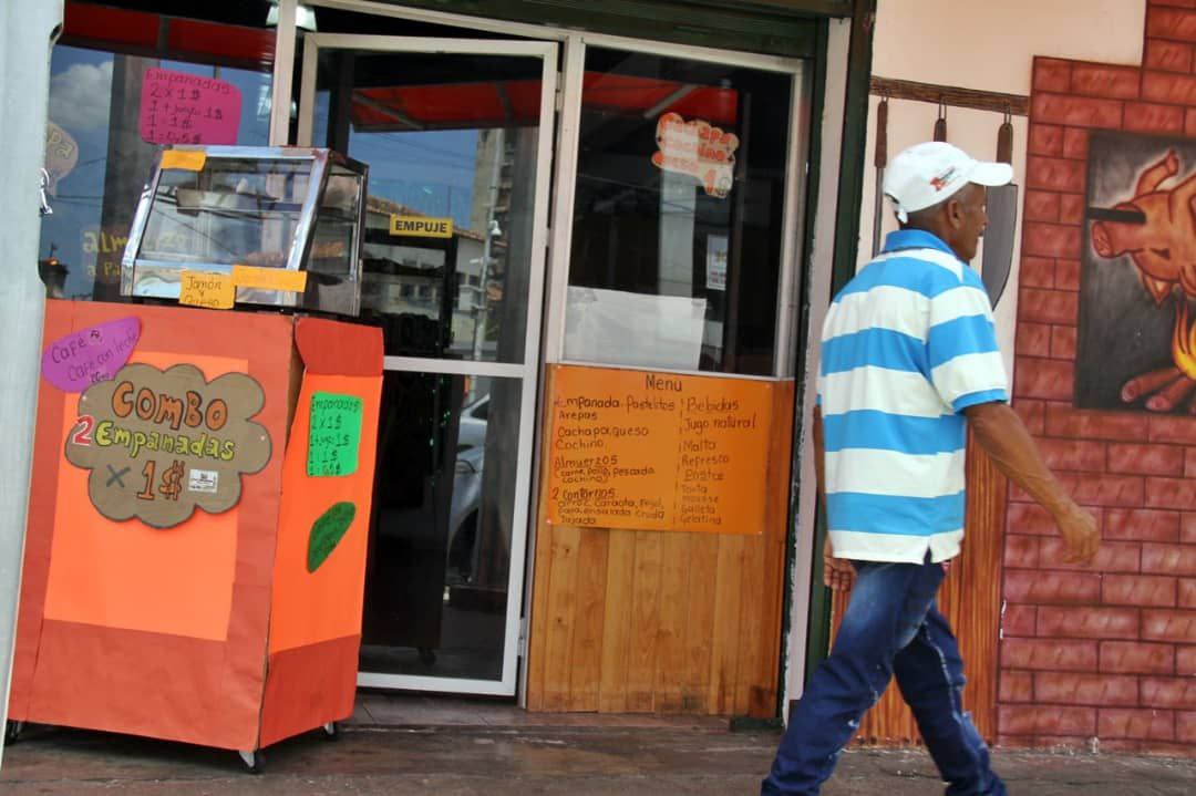 Desayunar en la calle es un lujo que no todos pueden darse