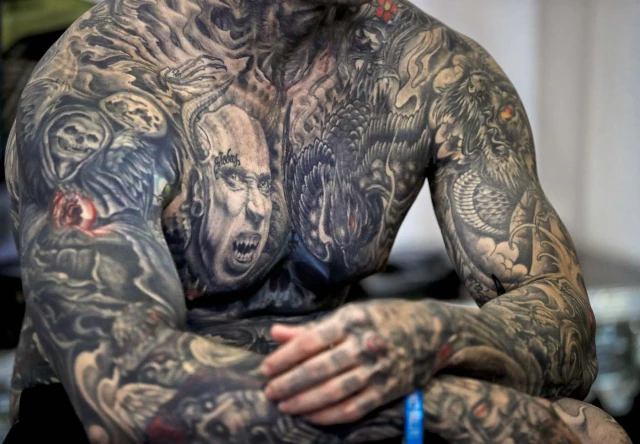La tinta de los tatuajes afecta al sistema inmune - Asociación Toxicológica  Argentina