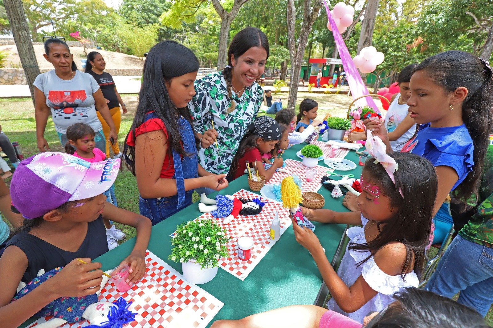 Festival “Volvamos a ser niños” llenó de creatividad y color al Parque La  Guaricha - La Prensa de Monagas