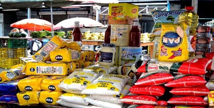 Se necesitan 108 salarios mínimos para cubrir la canasta básica