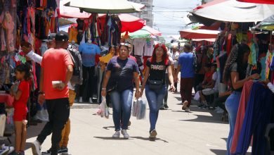 Buhoneros siguen a la deriva ante falta de respuesta de la Alcaldía