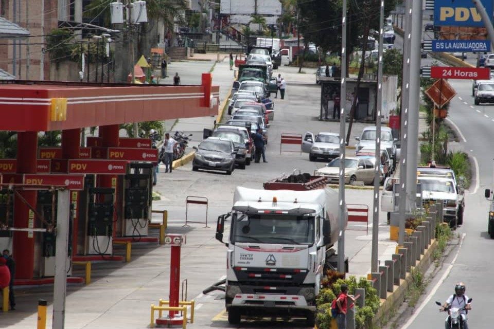 ¡Oficial! Ministerio de Petróleo aumentó el precio del diésel