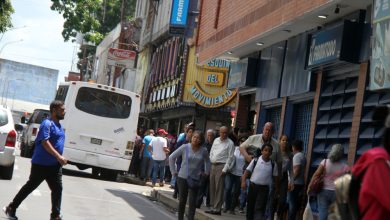 Paradas del centro de Maturín estuvieron abarrotadas este lunes