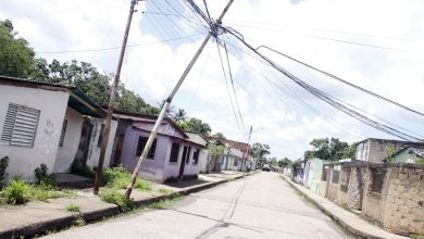 En Pinto Salinas reportan pérdidas en alimentos por fallas eléctricas