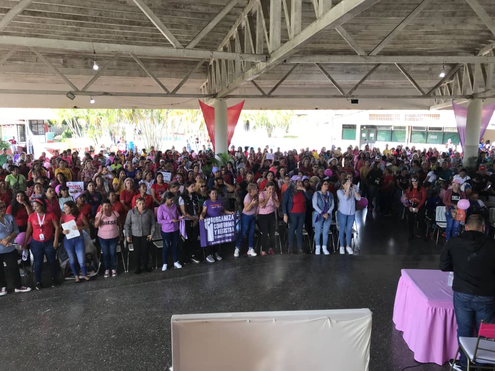 Mujeres empoderadas garantizan la permanencia de la revolución venezolana