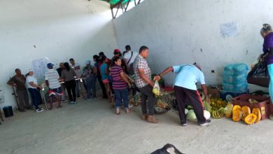 Comunidad de Paramaconi recibió la venta de alimentos a bajos precios