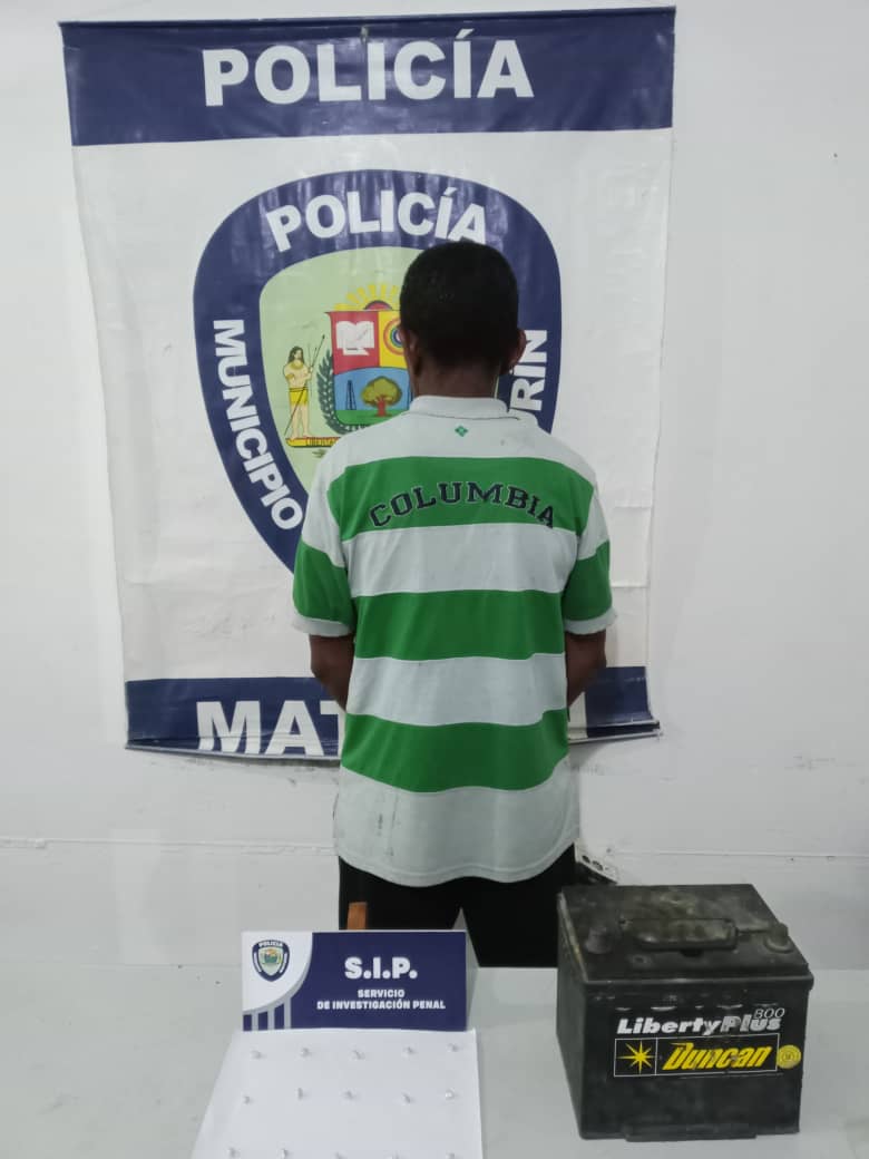 En operativo detienen aun individuo con presunto crack y una batería