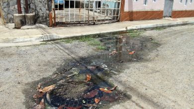 Agua sucia y cloacas desbordadas afectan a los residente de varios sectores de Boquerón