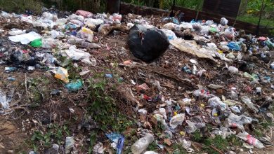 En Alto Paramaconi temen que la acumulación de basura colapse el caño por llegada de las lluvias