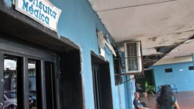 Pacientes del CDI Los Cortijos denuncian deterioro del centro de salud