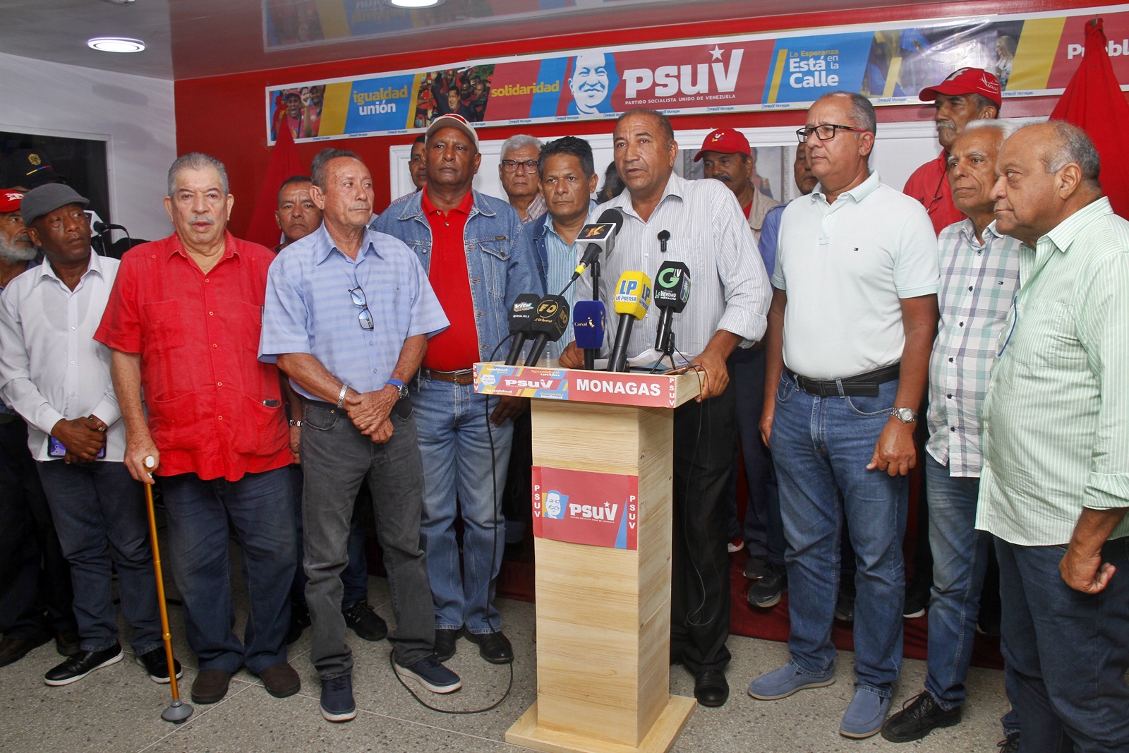 Manuel Villalba del PSUV insta al apoyo a Maduro en las elecciones