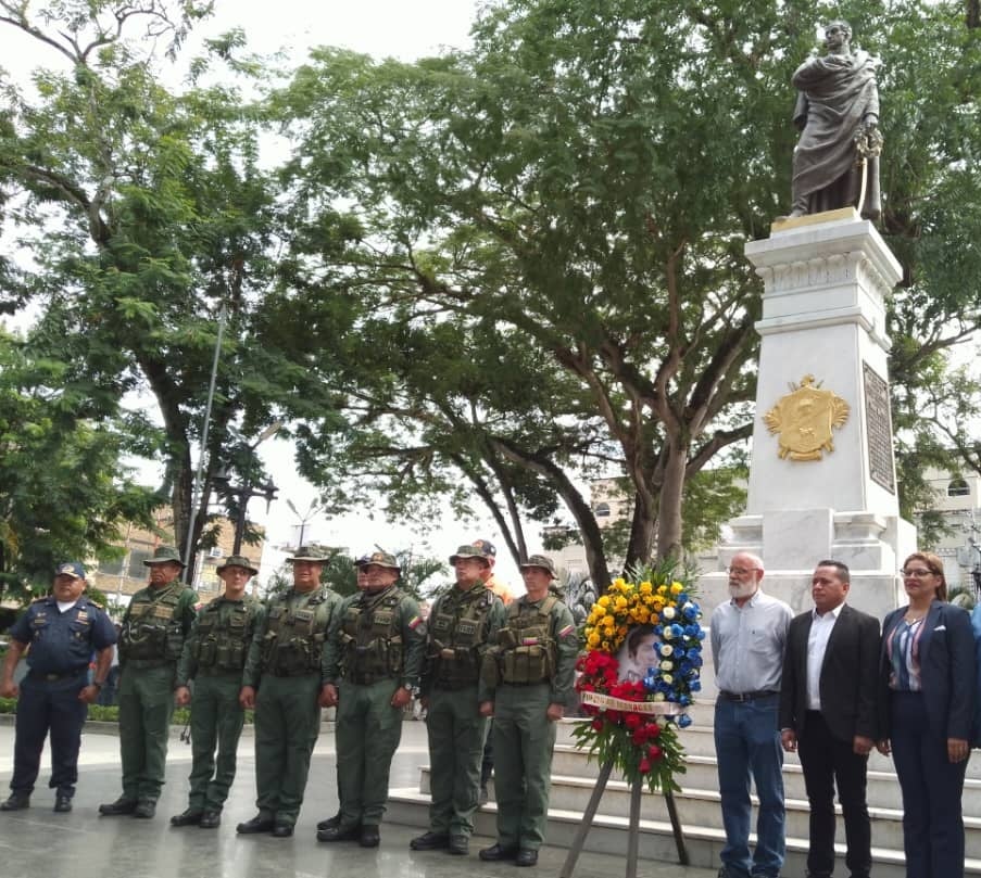 Rinden homenaje al natalicio del Libertador Simón Bolívar en Maturín