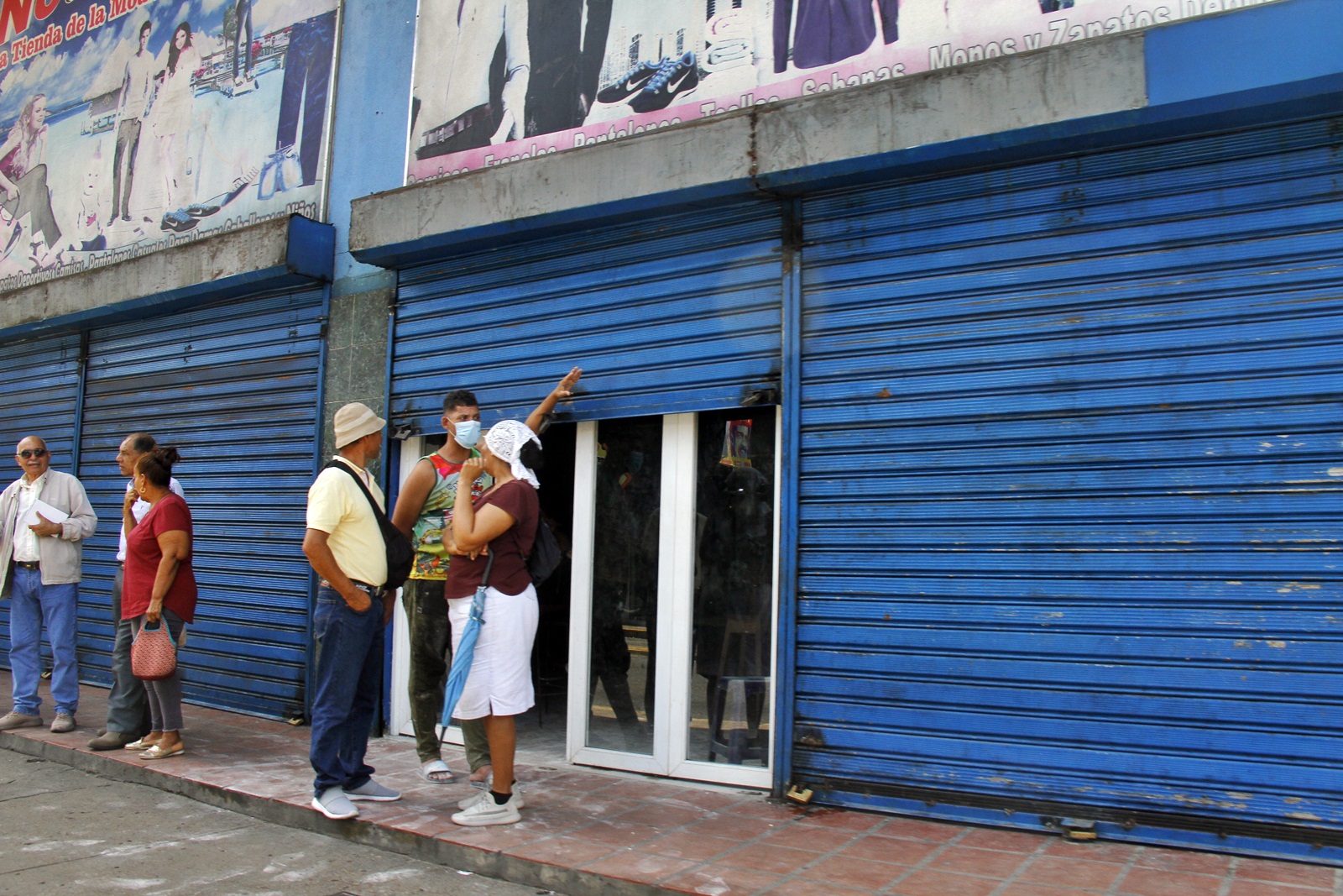 Poca actividad comercial y transporte público se reportó este martes 30 de julio