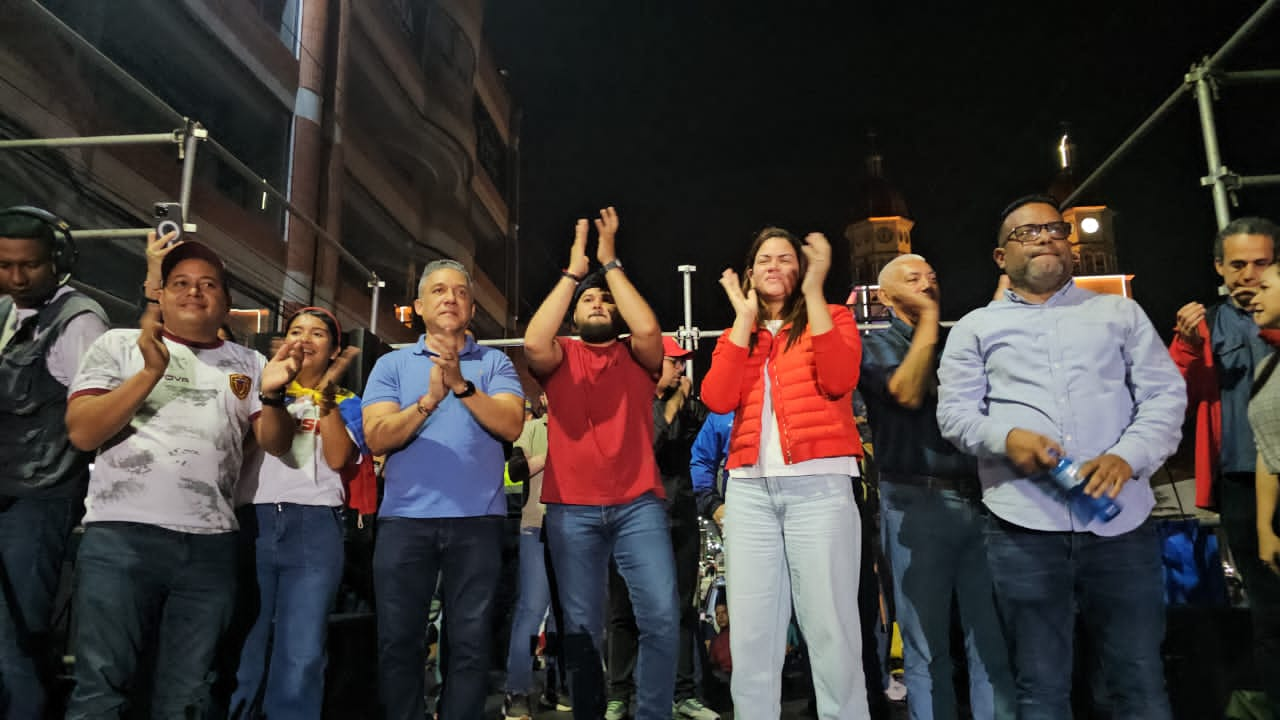 Oficialistas en Maturín celebraron los resultados del CNE