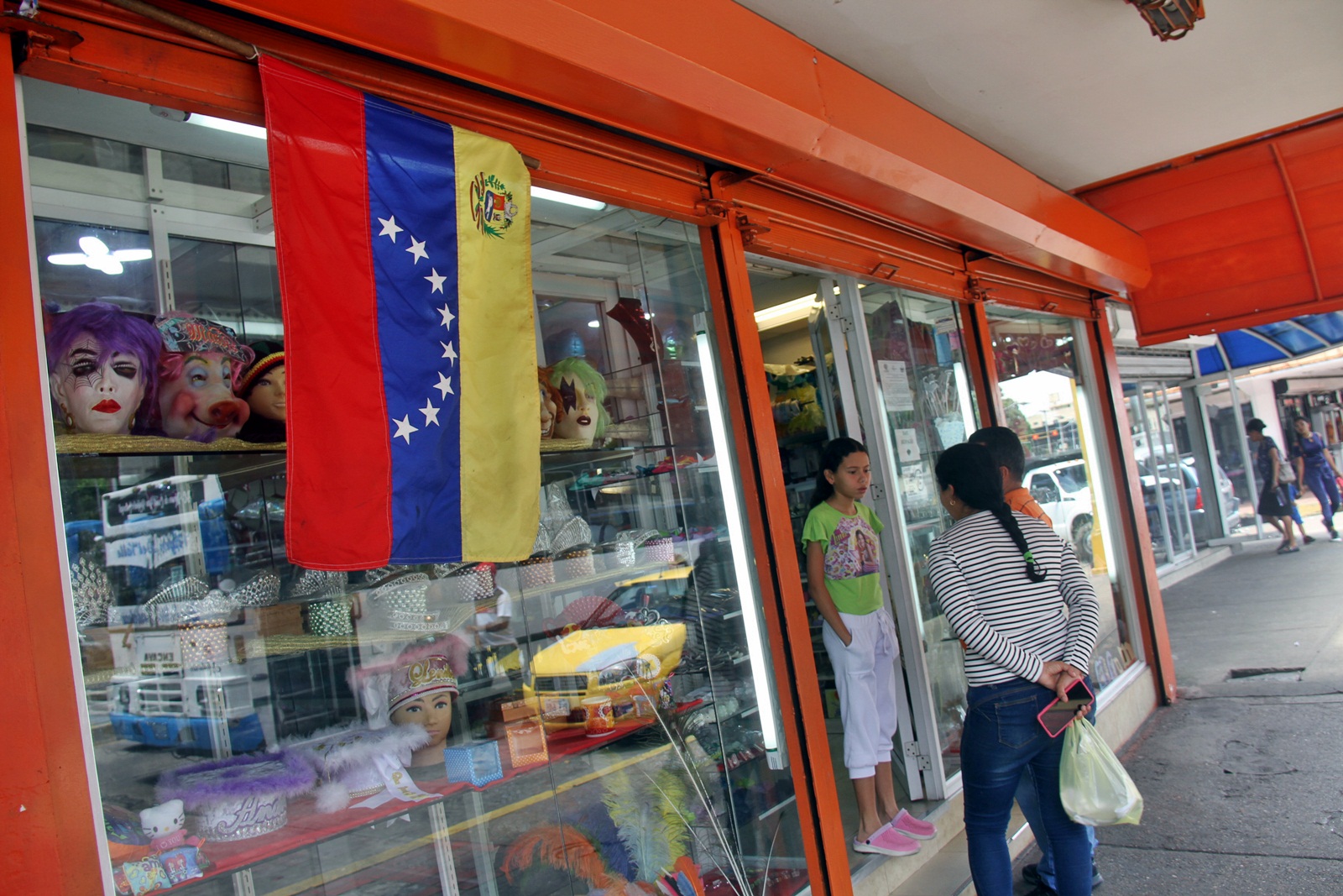 Sector comercio trabajó con normalidad este viernes feriado en Maturín