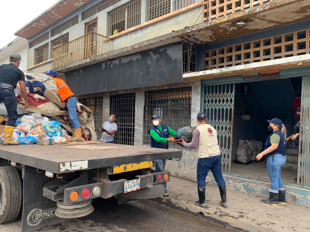 Cáritas Maturín envía segunda carga de ayuda humanitaria a Cumanacoa