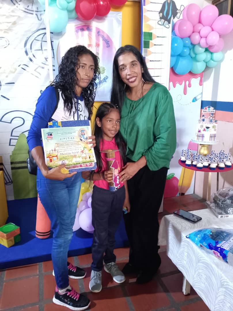 Preescolar "Carmen Aída González" celebra prosecución de sus alumnos