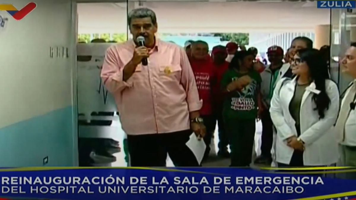 Jefe de Estado entrega rehabilitada Sala de Emergencia de Hospital Universitario de Maracaibo