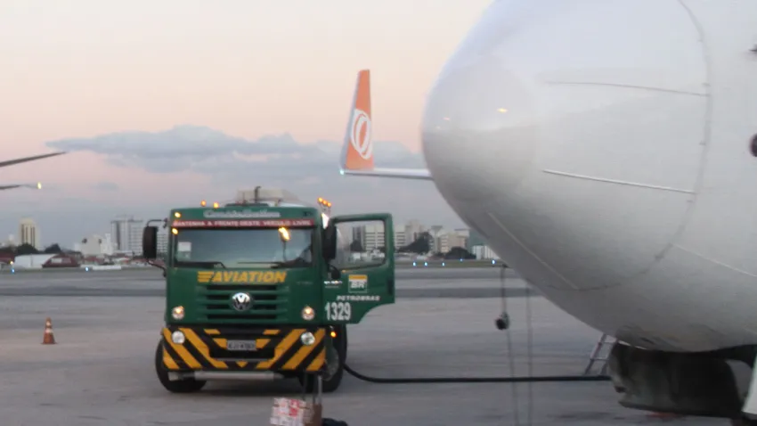 Se estrella avión de pasajeros en Brasil con 62 personas a bordo