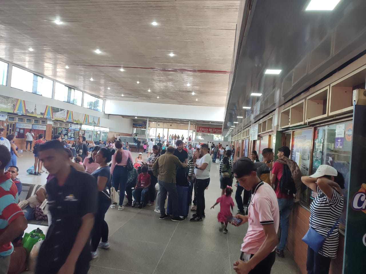 Reportan aumento de pasajeros con destino a Santa Elena de Uairén en el terminal de Maturín