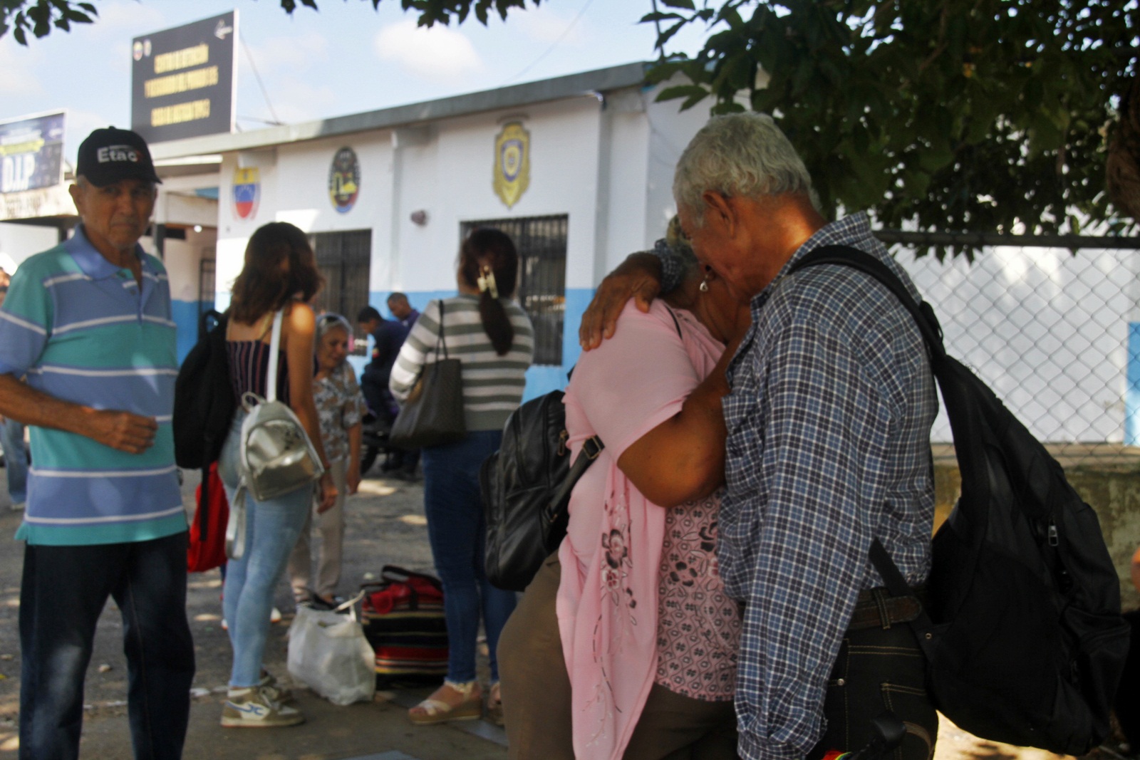 Familiares de jóvenes detenidos en protestas exigen libertad y proceso justo