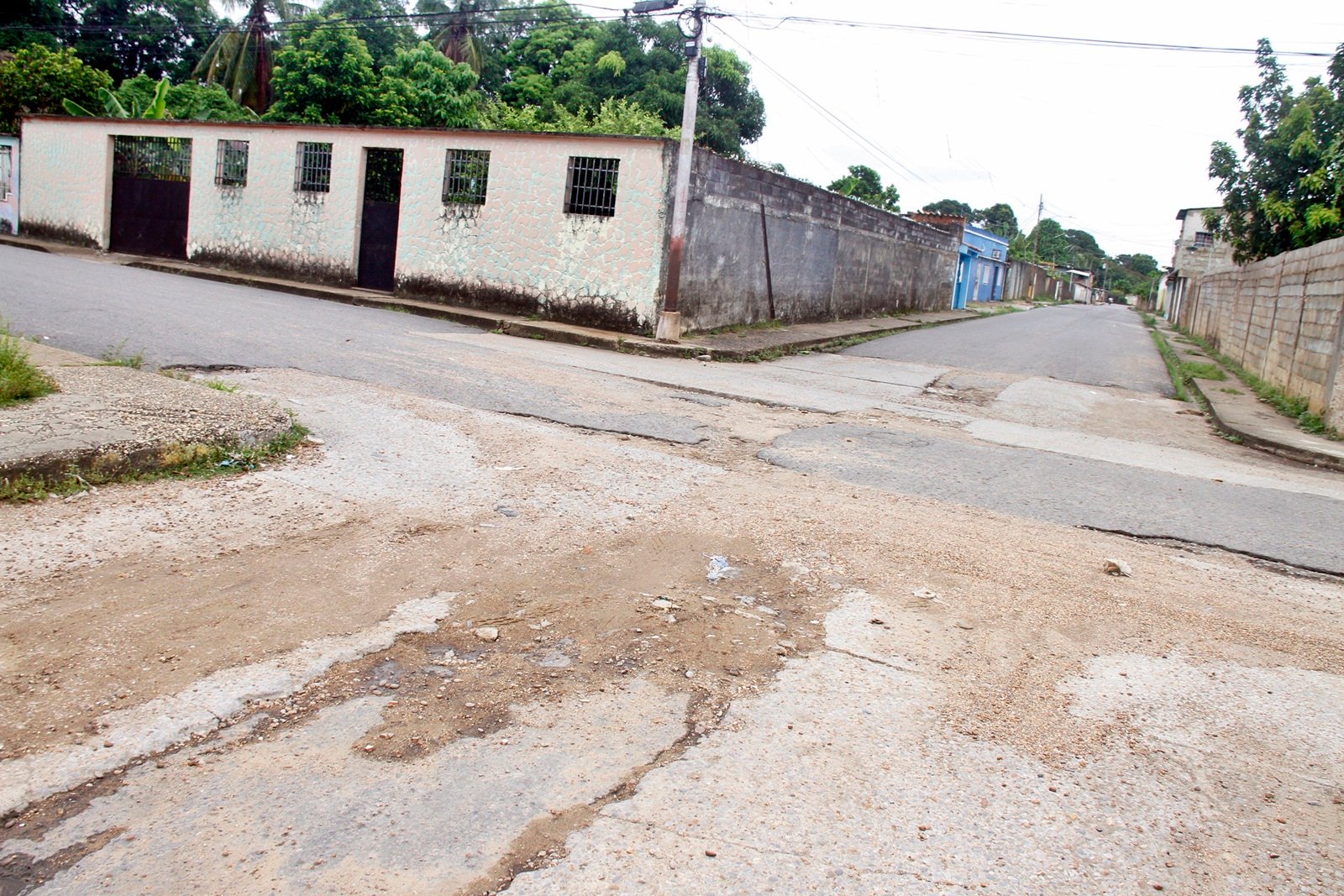 Denuncian mal estado de las calles de El Silencio en Maturín