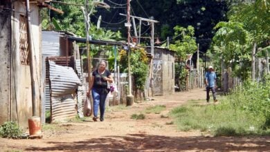 Vecinos del sector La Voluntad de Dios denuncian 14 años en carencia de servicios públicos