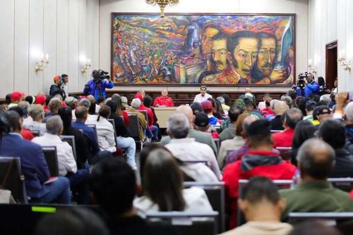 Maduro: El chavismo es una fuerza inexpugnable vacunada contra la traición