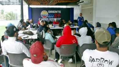 Dictan curso de capacitación a jueces de atletismo en preparación para los Juegos Deportivos Nacionales