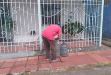 Vecinos de Los Godos aseguran que luchan a diaria por el agua