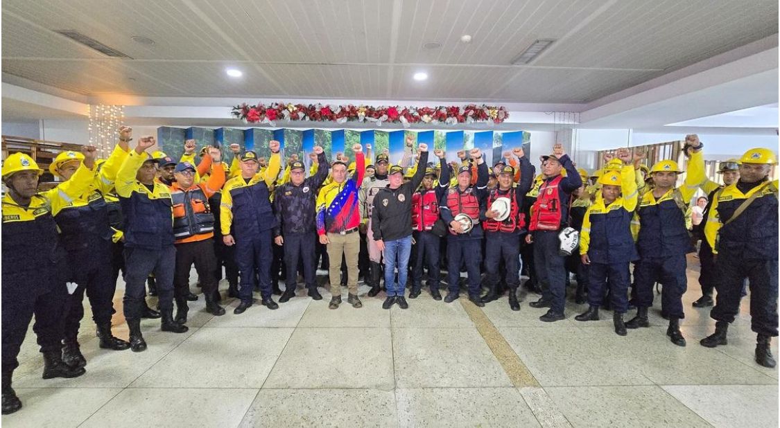 Este grupo de bomberos relevará a 60 funcionarios venezolanos que viajaron el pasado 12 de septiembre