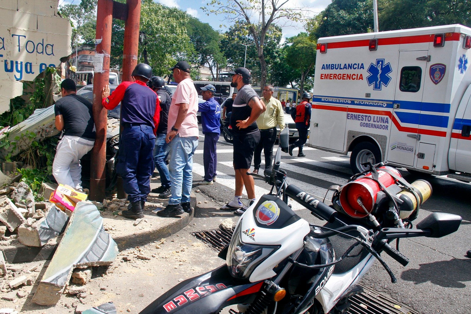 Accidente en la avenida Bicentenario deja un infante herido