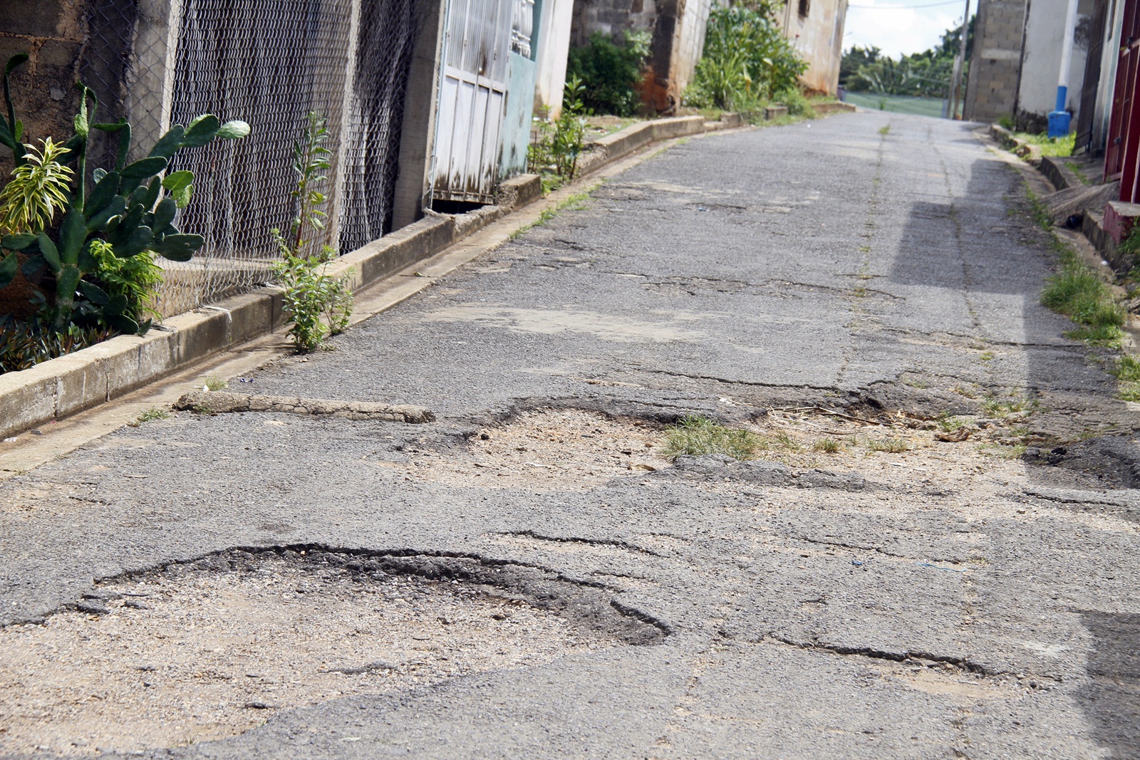 Piden asfaltado para las calles del sector La Florida en Maturín