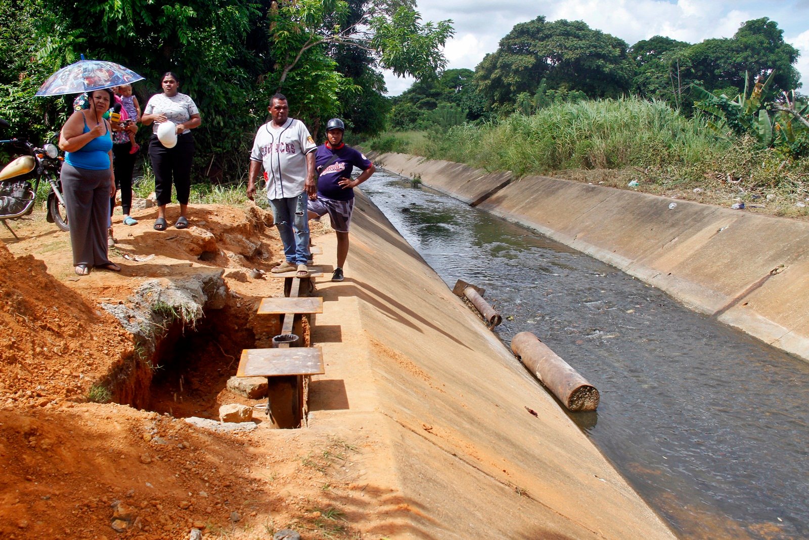 Vecinos de Paramaconi aún esperan construcción de puente que aprobaron durante II Consulta Popular Nacional