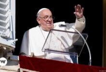 El Papa Francisco condena la "crueldad" del ataque aéreo en Gaza que dejó muertos a siete niños