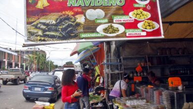 Maturineses continúan en busca de precios asequibles de los ingredientes para las hallacas