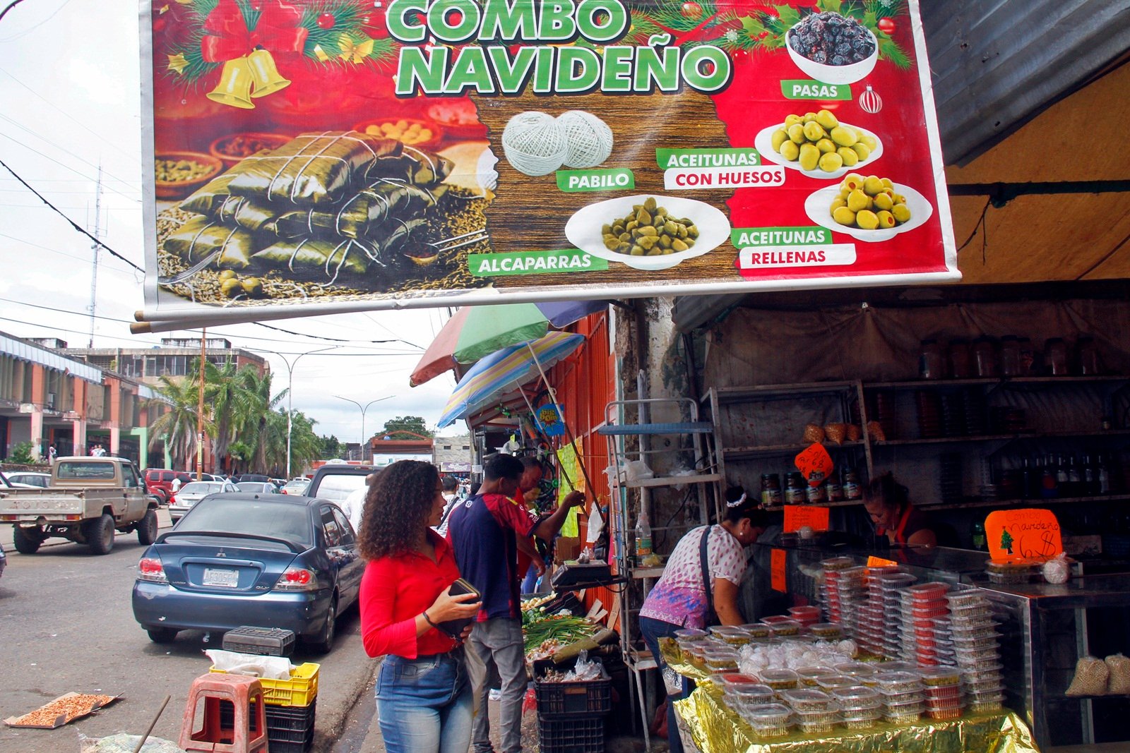 Maturineses continúan en busca de precios asequibles de los ingredientes para las hallacas