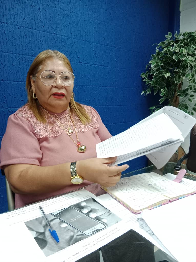 Directora de la escuela Cecilio Acosta: Este plantel tiene un alto nivel profesional