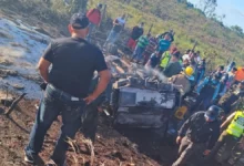 Hombre muere calcinado tras quedar atrapado dentro de un vehículo en llamas