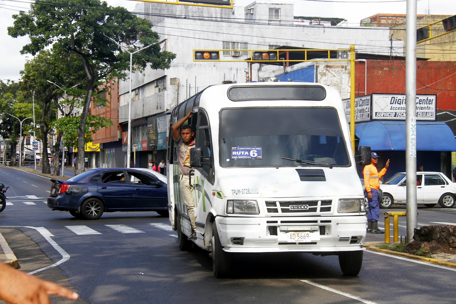 Choferes del transporte público en Maturín limitan su jornada por cierre de vías y escasa afluencia de pasajeros