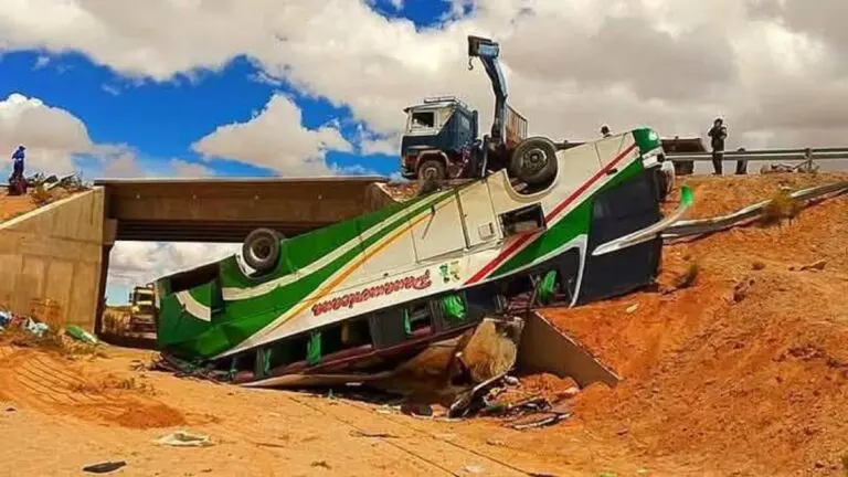 Accidente de tránsito en Bolivia deja 19 fallecidos y nueve heridos