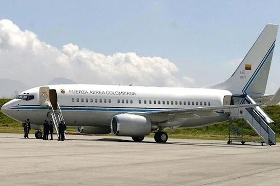 Petro dispondrá de avión presidencial para retorno "digno" de colombianos deportados por EEUU