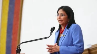 Delcy Rodríguez rechaza decisión de Trump de revocar licencias petroleras: Pretenden hacerle daño al pueblo venezolano