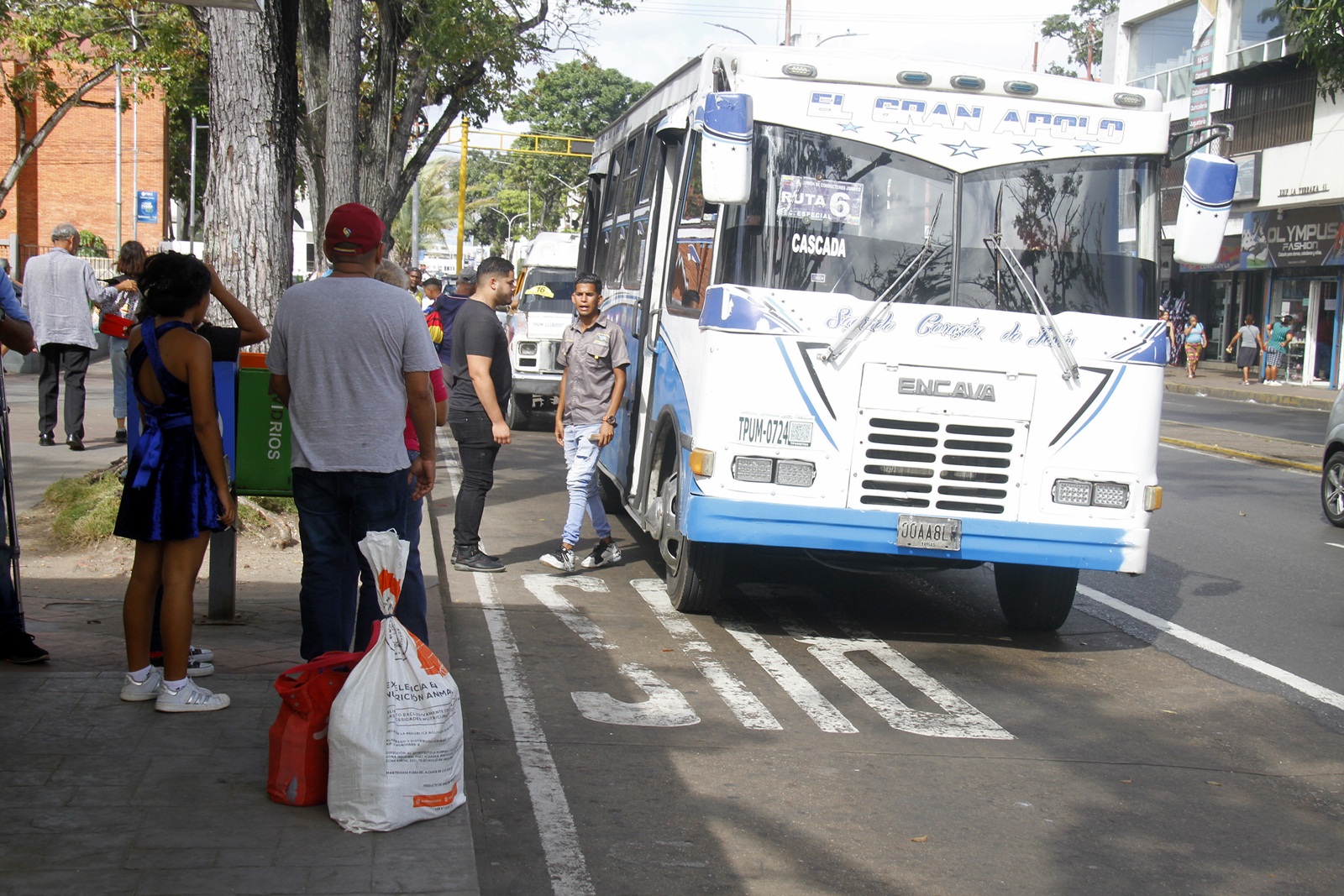 Maturineses denunciaron que algunos choferes cobran el pasaje en Bs. 20 y no dan vuelto