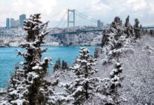 Ciudades del este de Turquía han quedado sepultadas bajo nieve por el impacto del temporal Coral