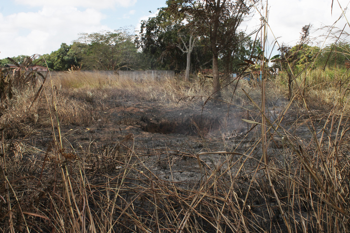 Vecinos de Tres de Mayo exigen solución ante constantes incendios en la comunidad